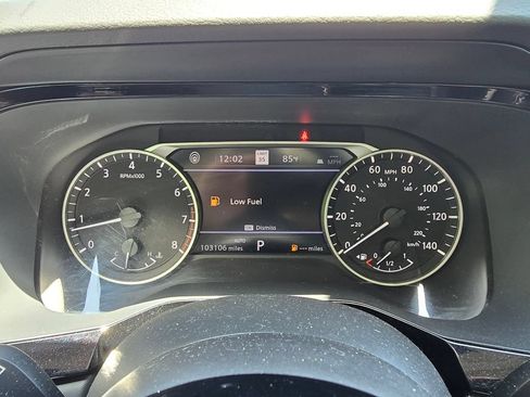 Used 2023 Nissan Pathfinder SL w/ SL Premium Package AWD/4WD image 22