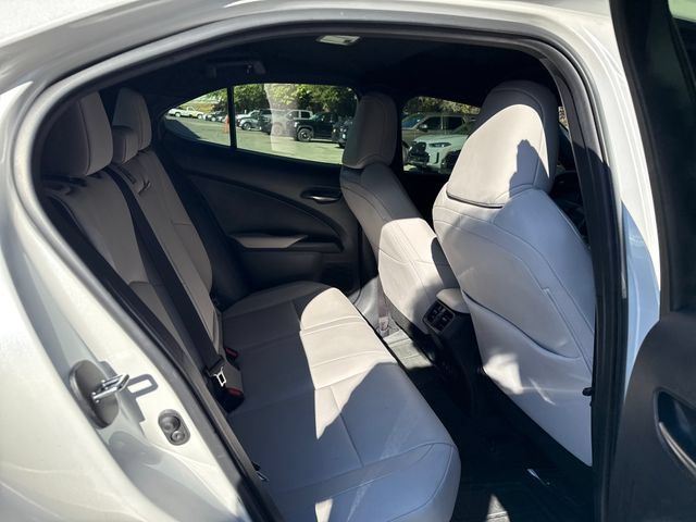 Used 2020 Lexus UX 250h w/ Premium Package AWD/4WD image 10
