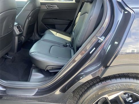 New 2026 Kia Sportage EX image 9