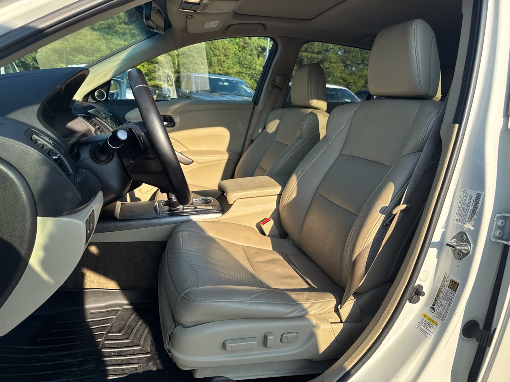 Used 2014 Acura RDX w/ Technology Package AWD/4WD image 10