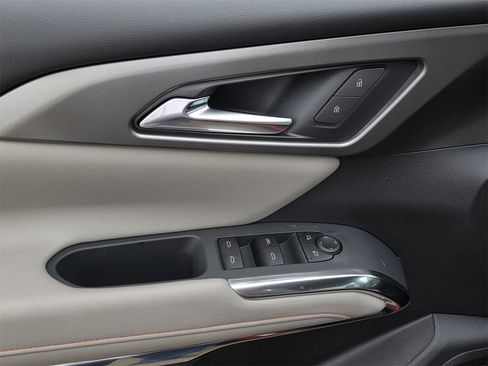 New 2026 Chevrolet Traverse LT w/ Driver Confidence Package image 18