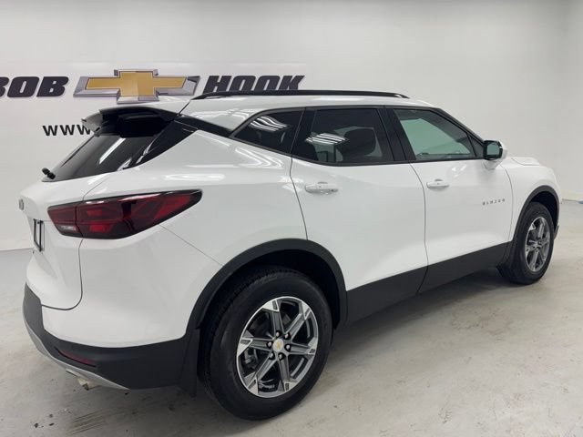 Used 2024 Chevrolet Blazer LT w/ Convenience Package FWD image 5