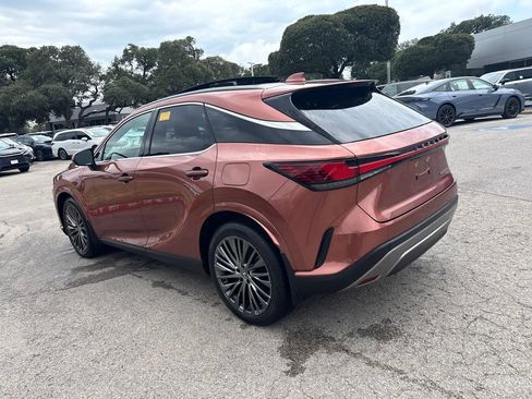 Used 2023 Lexus RX 350 w/ Cold Area Package AWD/4WD image 3