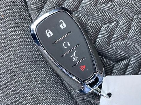 Certified 2024 Chevrolet Equinox LT w/ LPO, Floor Liner Package image 23