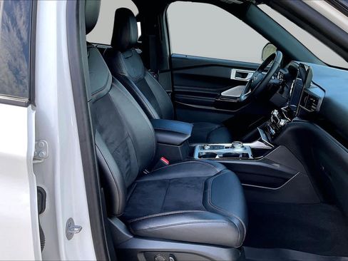 Used 2023 Ford Explorer ST w/ Equipment Group 401A AWD/4WD image 9
