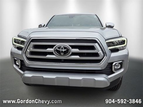 Used 2023 Toyota Tacoma Limited image 9