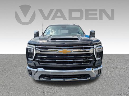New 2026 Chevrolet Silverado 2500 LTZ w/ LTZ Convenience Package AWD/4WD image 28