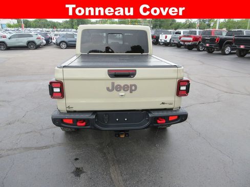 Used 2020 Jeep Gladiator Rubicon AWD/4WD image 6