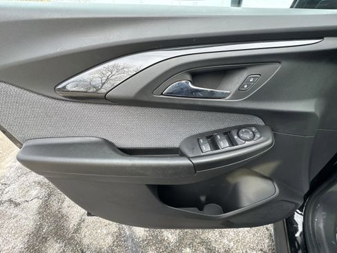 Used 2023 Chevrolet TrailBlazer LT w/ Convenience Package image 24