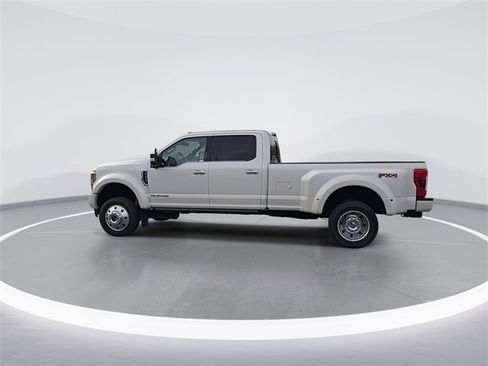 Used 2017 Ford F450 Platinum w/ Platinum Ultimate Package image 5