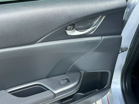 Used 2018 Honda Civic Si image 16