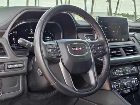 Used 2023 GMC Yukon AT4 w/ Technology Package image 26