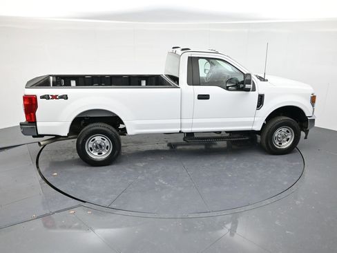 Used 2022 Ford F250 XL w/ Power Equipment Group image 32