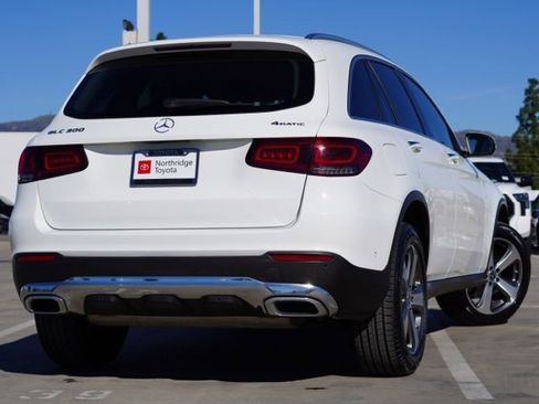 Used 2022 Mercedes-Benz GLC 300 4MATIC w/ Premium Package Lite image 6