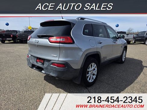 Used 2014 Jeep Cherokee Latitude w/ Comfort/Convenience Group AWD/4WD image 4
