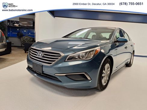 Used 2017 Hyundai Sonata SE FWD image 4