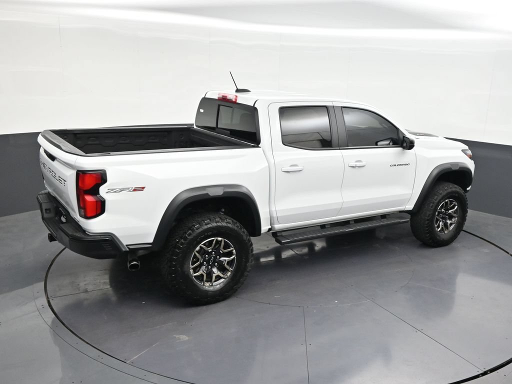Used 2024 Chevrolet Colorado ZR2 AWD/4WD image 24