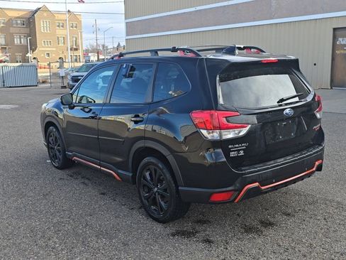 Used 2023 Subaru Forester Sport image 7