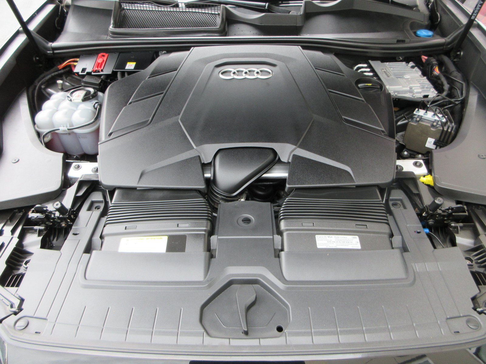 Used 2021 Audi Q8 Premium w/ Black Optic Package AWD/4WD image 48