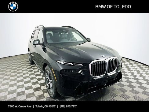 New 2026 BMW X7 xDrive40i w/ M Sport Package image 1