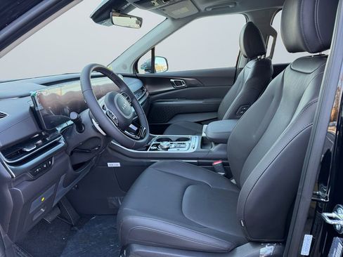 New 2026 Kia Carnival SX image 9