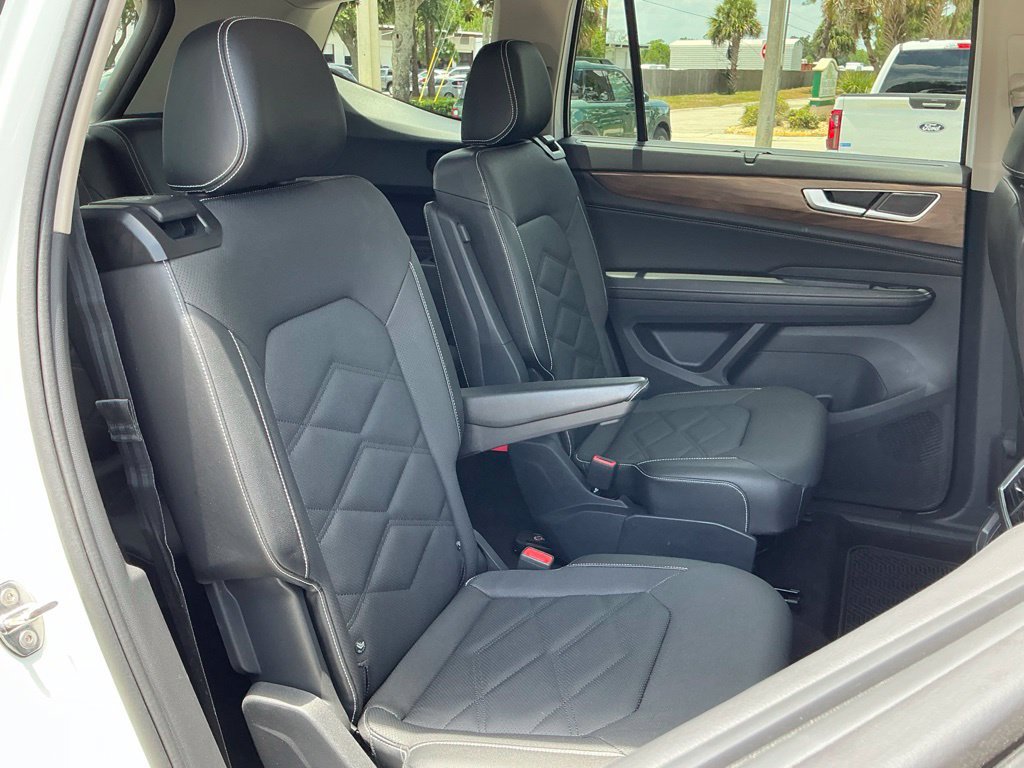 Used 2024 Volkswagen Atlas SE FWD image 26
