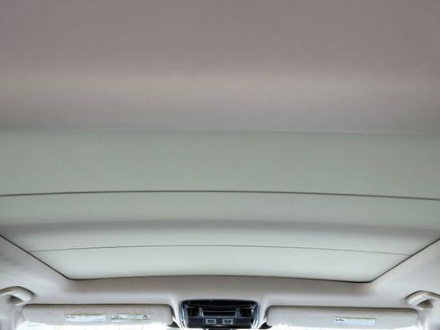 Used 2014 Land Rover Range Rover Sport HSE image 15