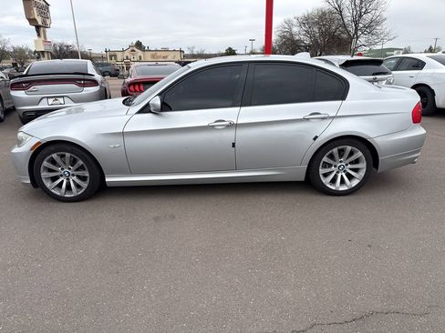 Used 2011 BMW 328i Sedan image 4