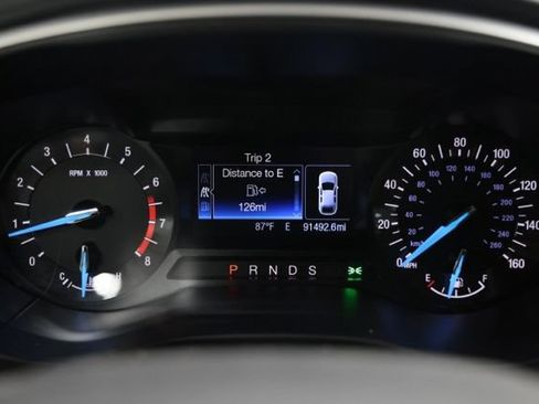Used 2016 Ford Fusion SE FWD image 28