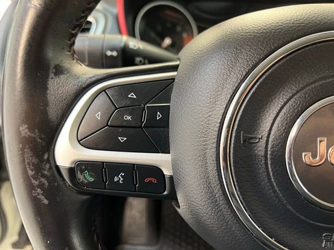 Used 2019 Jeep Compass Trailhawk image 18