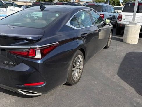 Used 2025 Lexus ES 350 w/ Accessory Package (Z2) FWD image 17