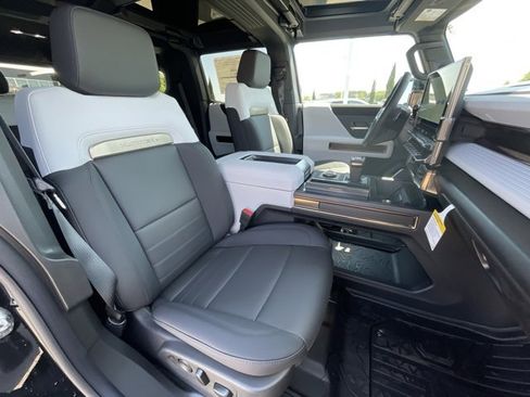 New 2025 GMC Hummer EV 2X image 27