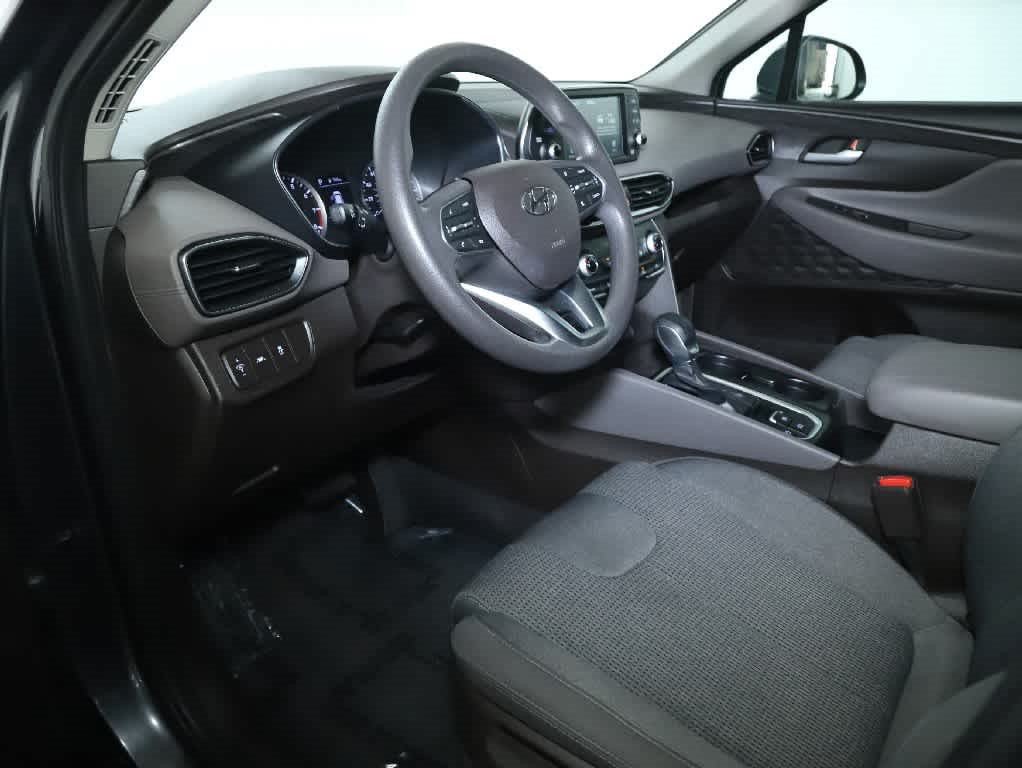 Used 2020 Hyundai Santa Fe SE FWD image 17