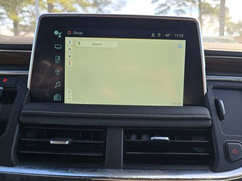 Used 2023 Chevrolet Suburban Premier image 23