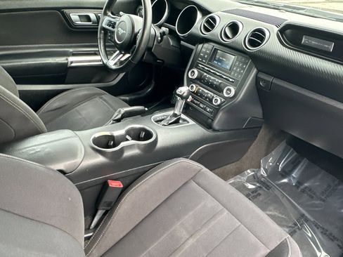 Certified 2018 Ford Mustang Coupe image 15