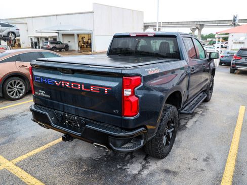Used 2021 Chevrolet Silverado 1500 LT Trail Boss w/ Bed Protection Package AWD/4WD image 10