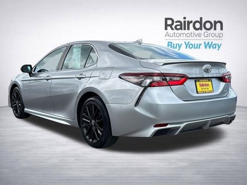 Used 2024 Toyota Camry SE FWD image 5