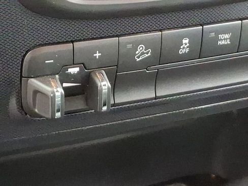 Used 2018 RAM 2500 Power Wagon image 27