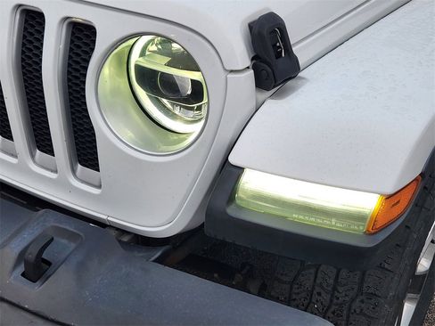 Used 2018 Jeep Wrangler Unlimited Sahara w/ LED Lighting Group image 5