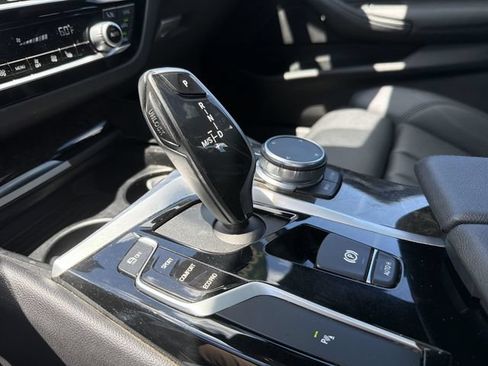 Used 2020 BMW 530i xDrive w/ Convenience Package AWD/4WD image 29