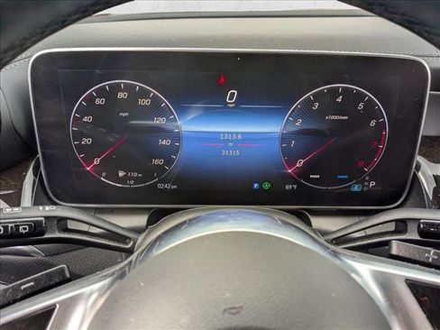 Used 2023 Mercedes-Benz GLC 300 4MATIC image 10