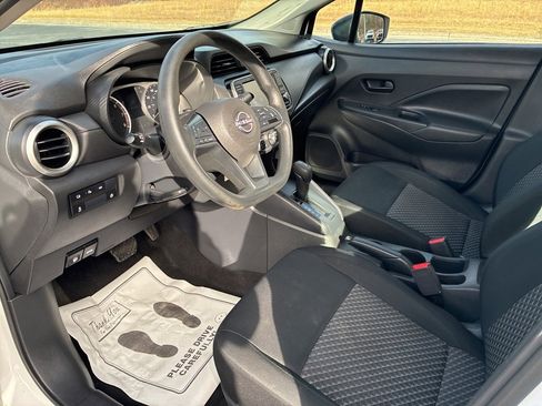 Used 2024 Nissan Versa S w/ Trunk Package image 15