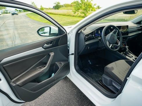 New 2025 Volkswagen Jetta S image 6