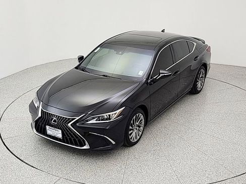 Used 2025 Lexus ES 300h w/ Accessory Package (Z2) image 13
