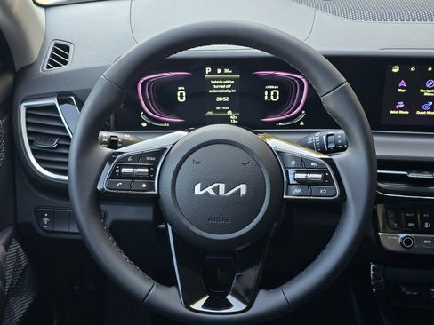 New 2026 Kia Seltos S FWD image 7