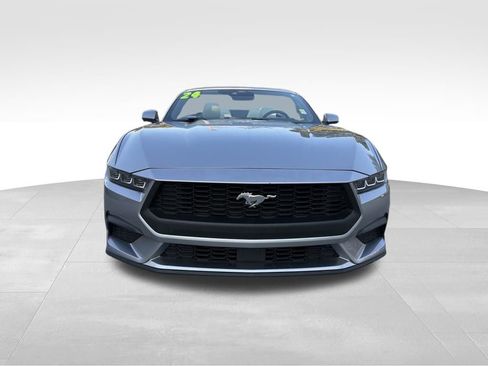 Used 2024 Ford Mustang Premium image 3