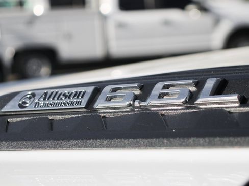 Used 2024 Chevrolet Silverado 3500 LT w/ Convenience Package image 38