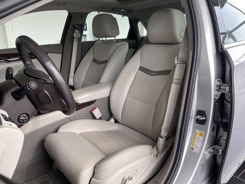 Used 2013 Cadillac XTS Platinum image 18