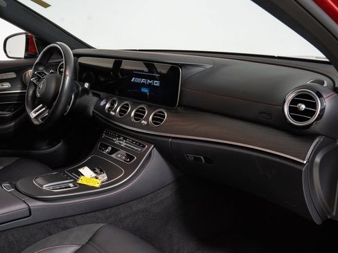 Used 2022 Mercedes-Benz E 53 AMG 4MATIC Sedan w/ Driver Assistance Package image 35