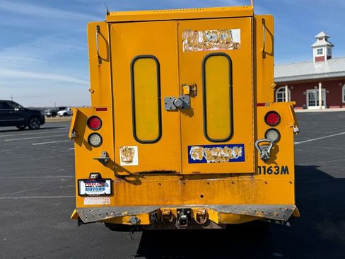 Used 2009 Ford F350 XL image 6